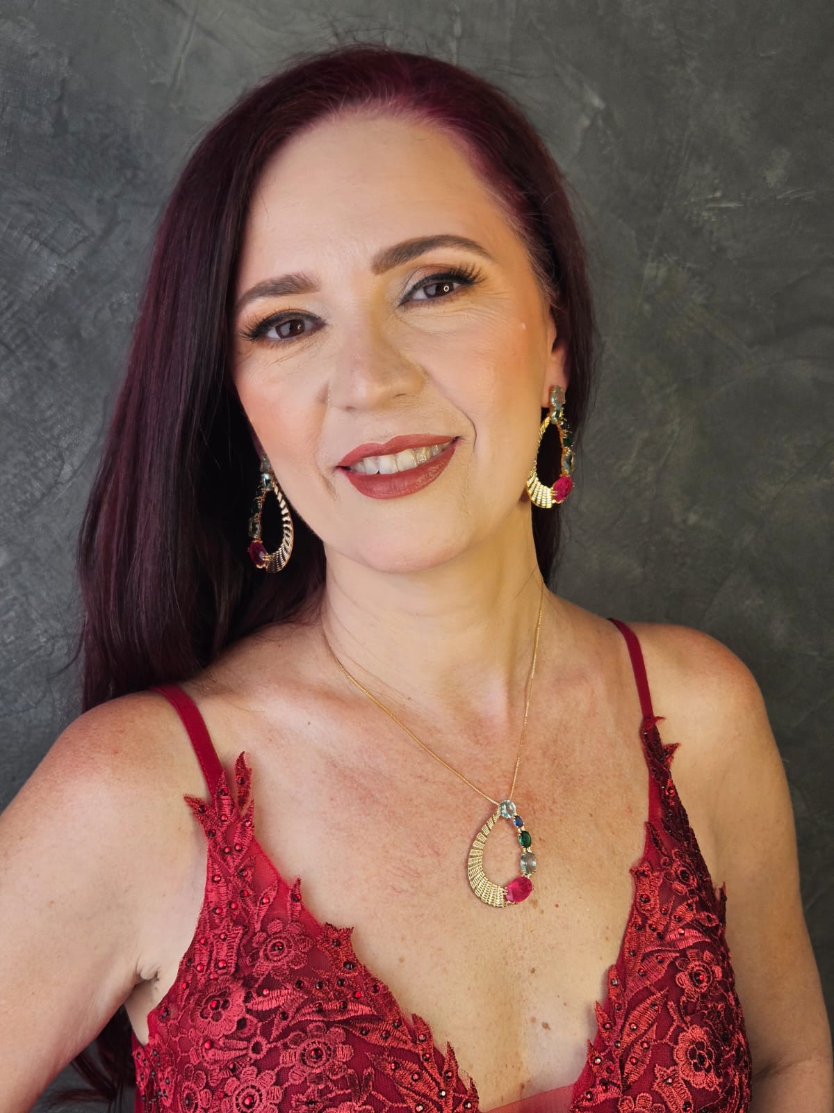 Conjunto Colar e Brinco Gota Dourado com Flores de Zircônia – Lady Rose Semijoias